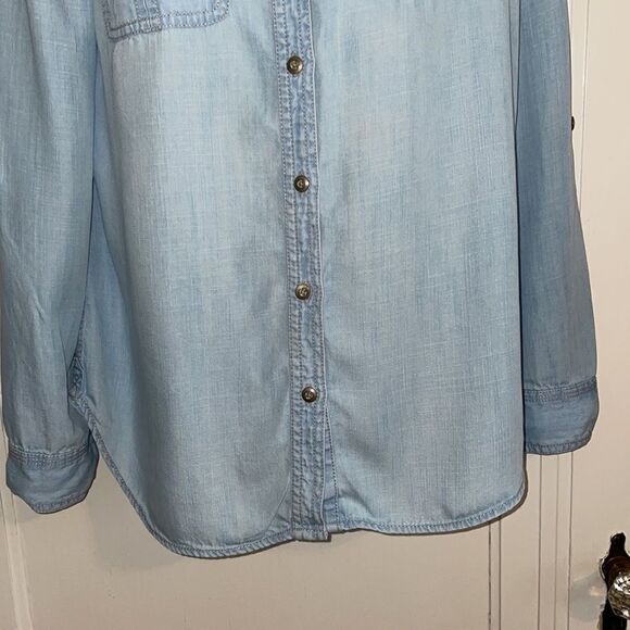Talbots light blue denim chambray long sleeved shirt - Picture 3 of 10